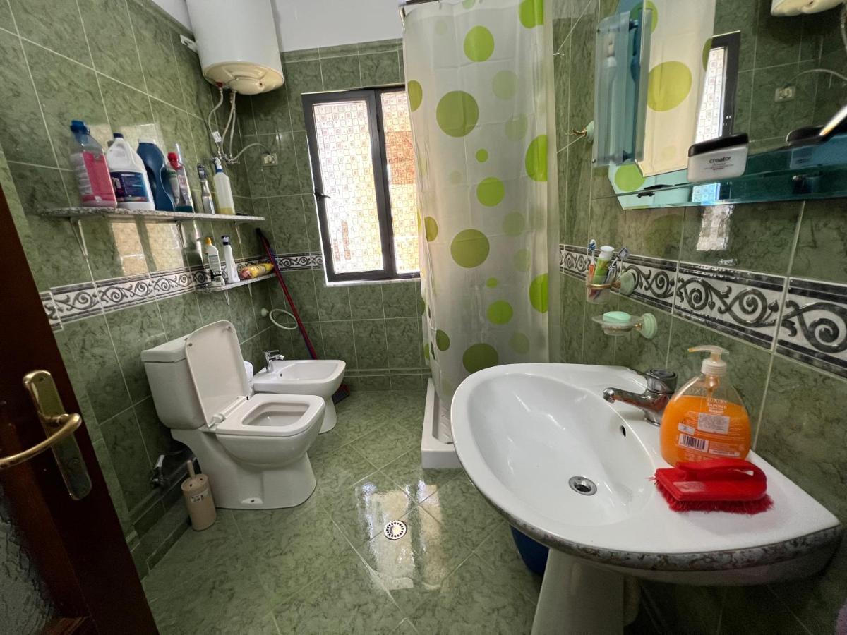 Entire Apartment Castle View Берат Экстерьер фото